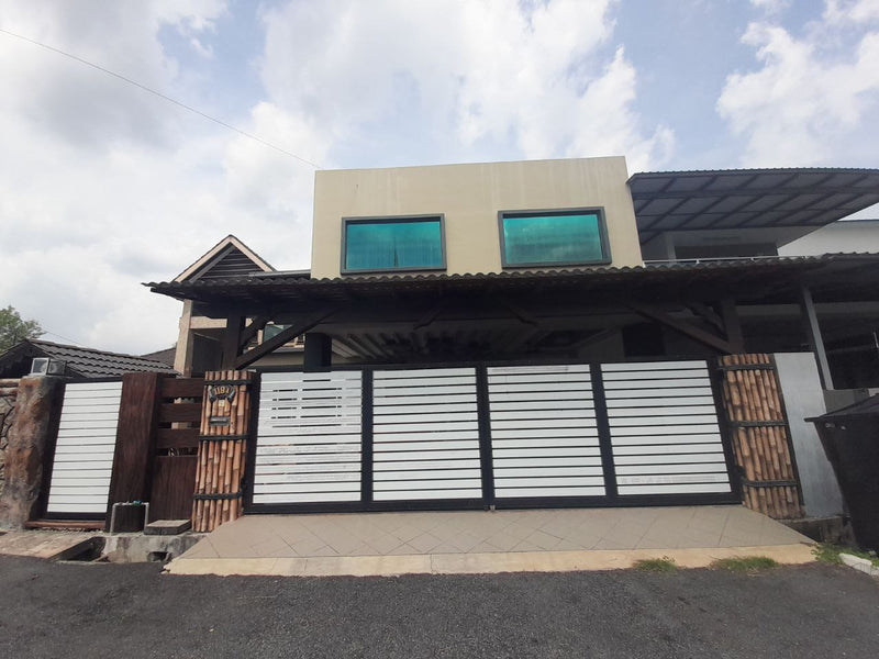 Double Storey Semi D Taman Sinar Intan 3 Corner Lot 1.5m