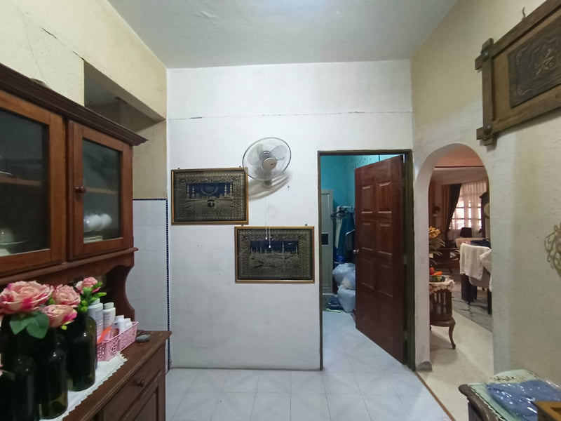 Semi-D 2 Tingkat Corner Lot Taman Sultan Badlishah Alor Setar Fully Reno 630k