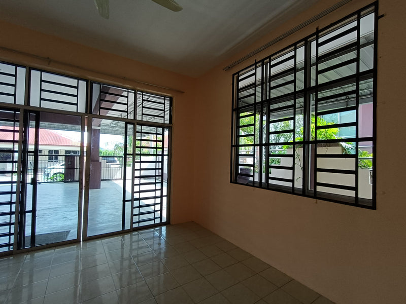 Semi-D Setingkat SP Heights 330k