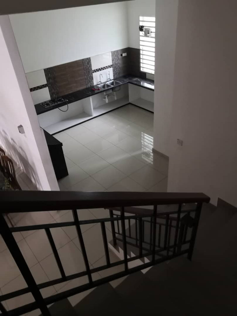 Teres 2 Tingkat Fully Furnished SP Saujana 445k