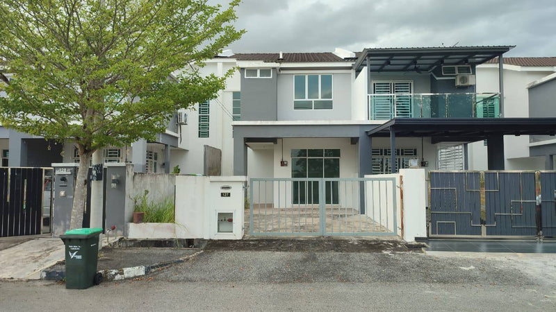 Teres 2 Tingkat Residensi Utama SP